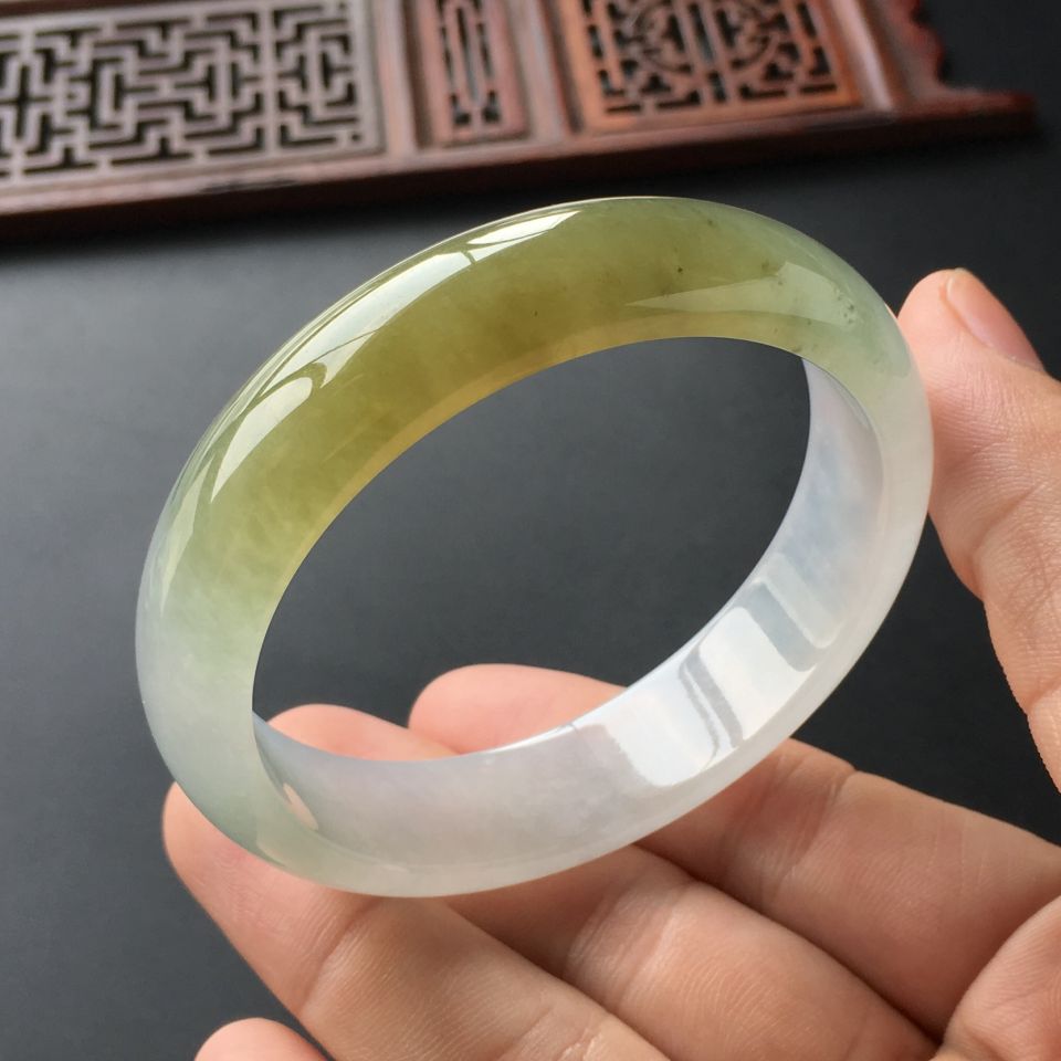 (超值推荐)冰种黄翡手镯(56mm)