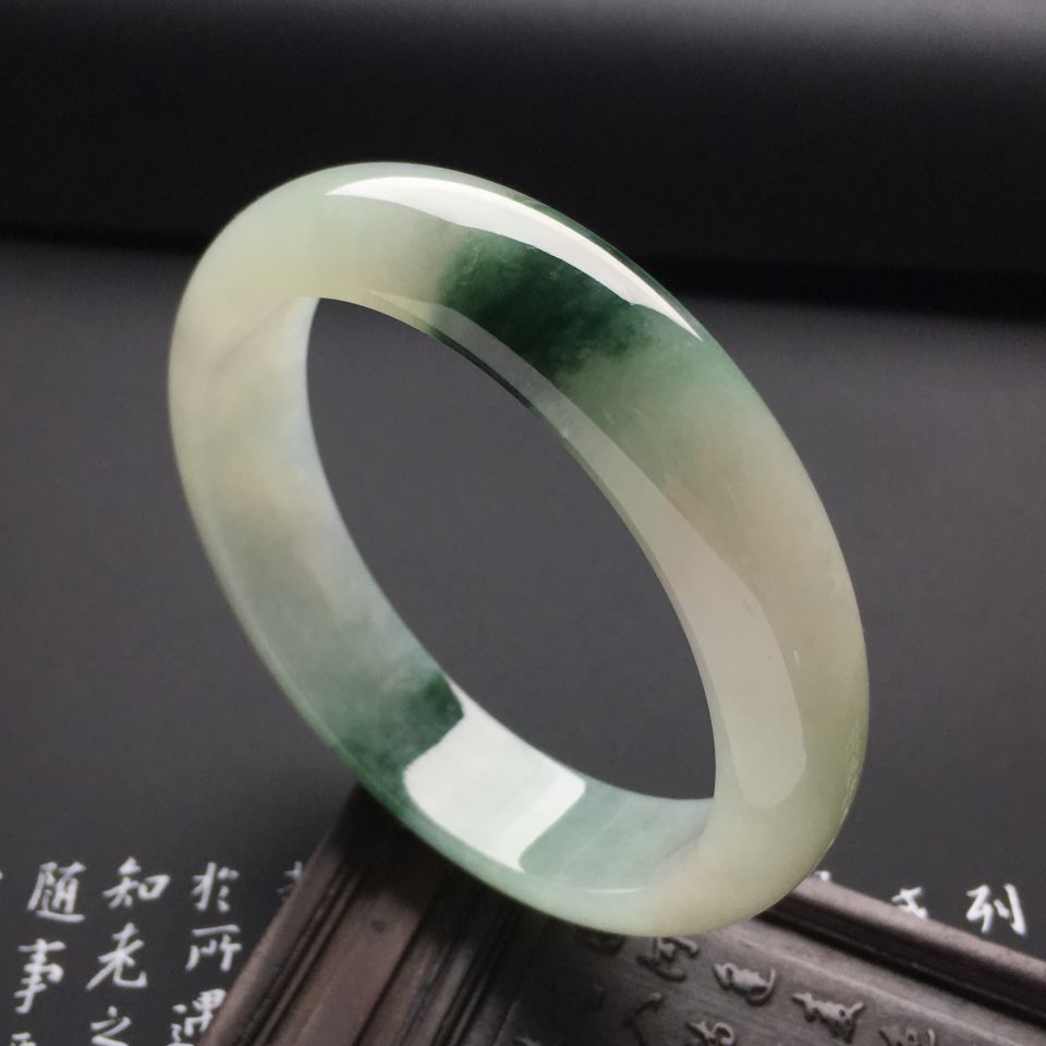 （超值推荐）糯冰种飘花手镯（54.5mm）