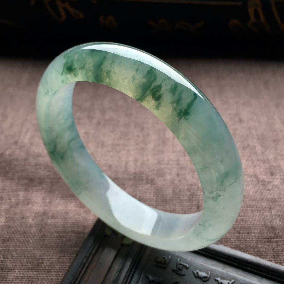 （超值推荐）冰种飘花手镯（54mm）