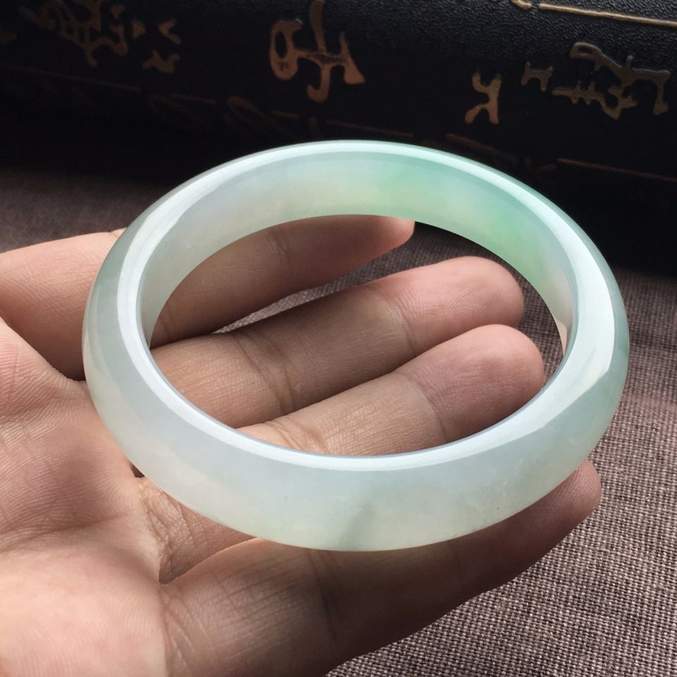 （超值推荐）冰种晴水手镯（55.3mm）