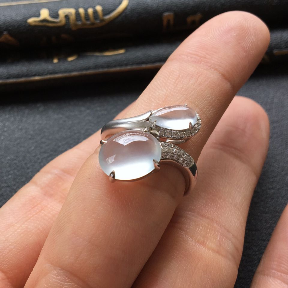 (超值推荐)冰种无色镶白金钻石戒指