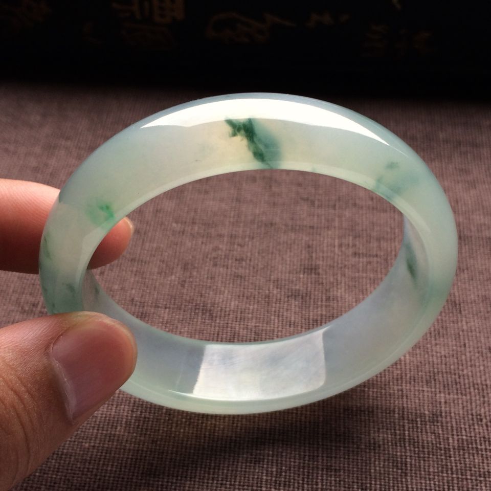 （超值推荐）冰种飘花贵妃镯（57.5mm-51.7mm）