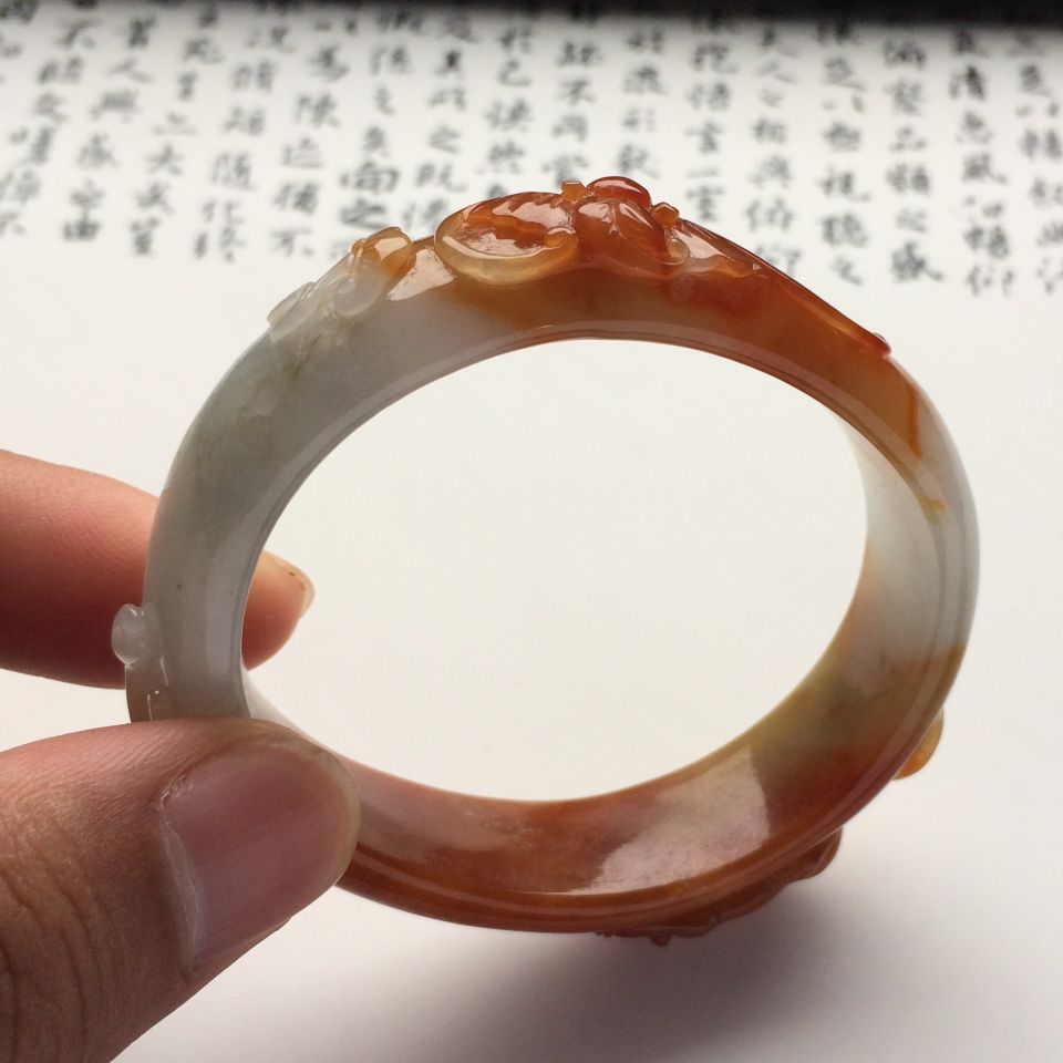 （超值推荐）糯冰种褐黄翡福寿如意雕花贵妃镯（54.2mm -44.2mm）