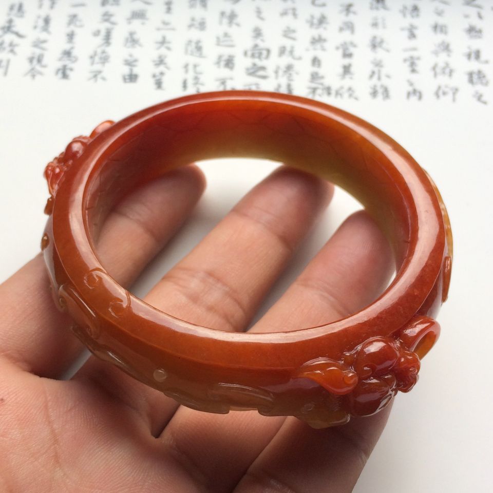 （超值推荐）糯冰种褐黄翡雕花镯（57.8mm）