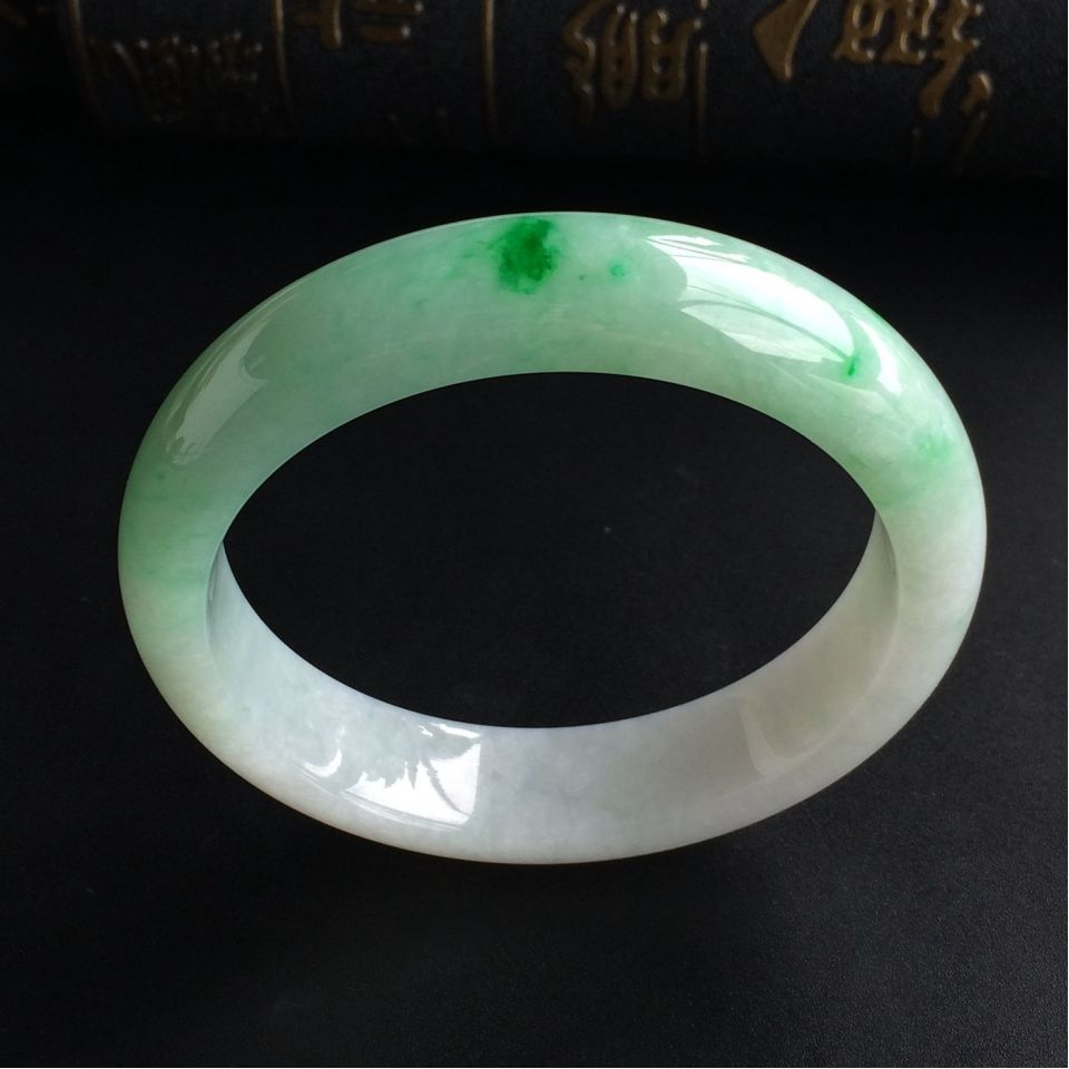 (超值推荐)糯冰种飘翠手镯(57.5mm)