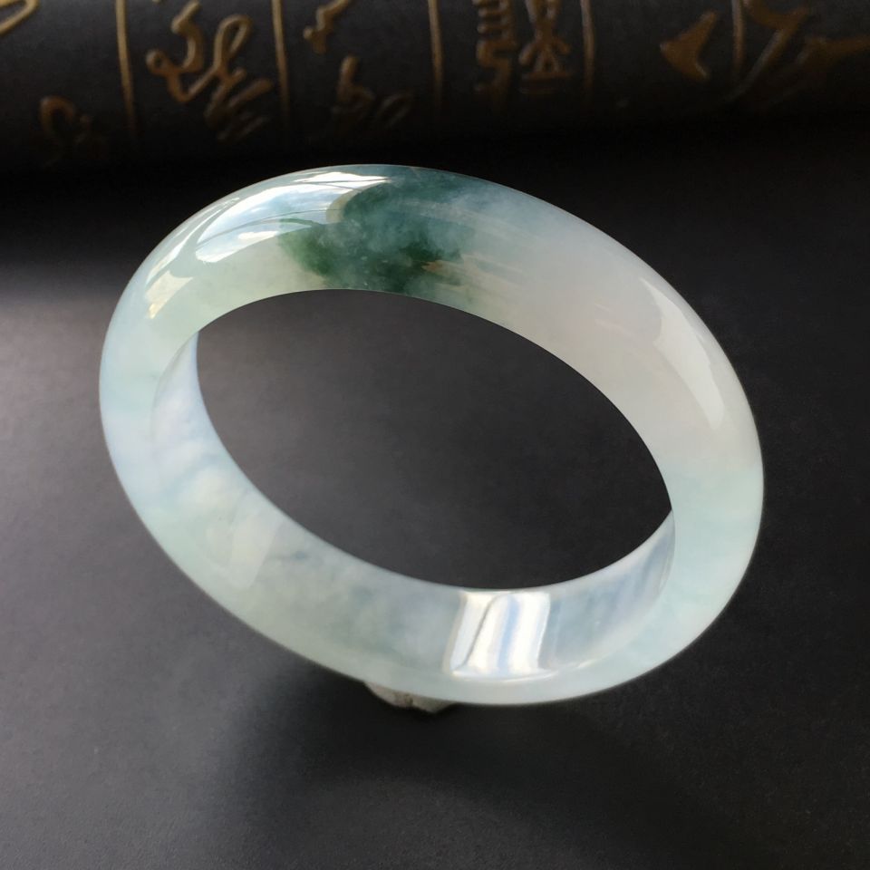 (超值推荐)冰种飘花手镯(56mm)