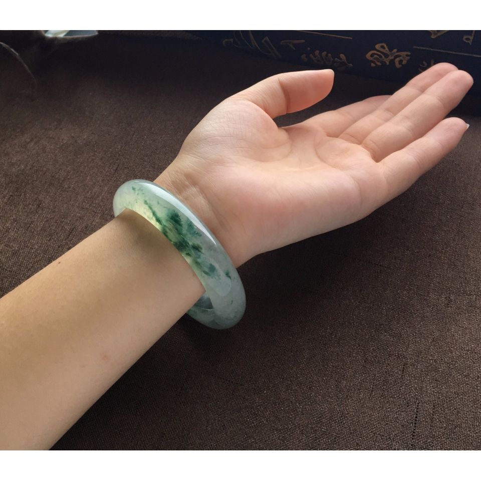 (超值推荐)冰种飘花手镯(58.8mm)