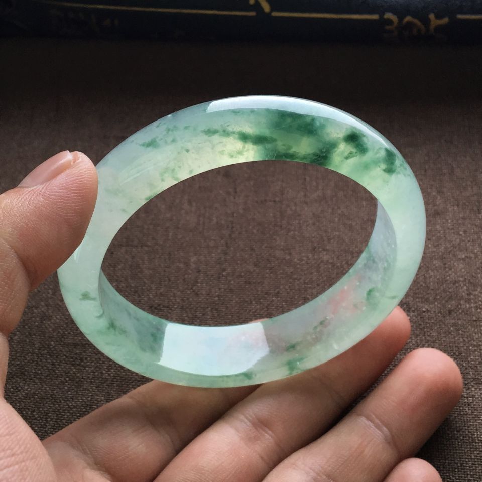 (超值推荐)冰种飘花手镯(58.8mm)