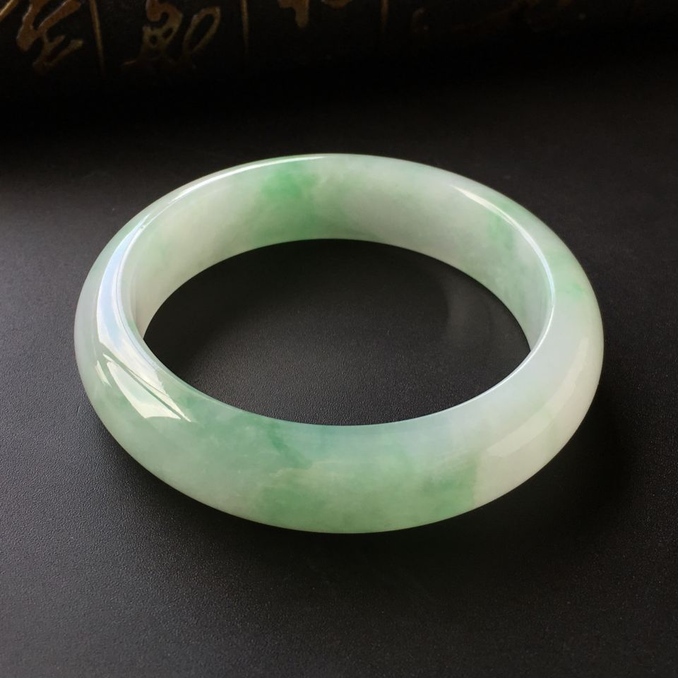 (超值推荐)糯冰种飘花手镯(54.6mm)