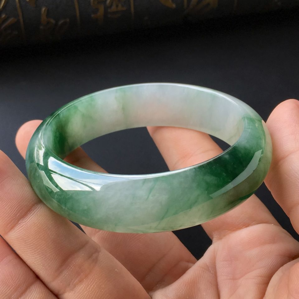 (超值推荐)糯冰种飘花手镯(57.4mm)