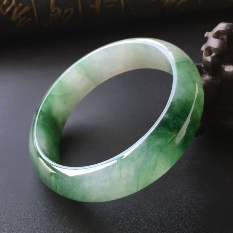 (超值推荐)糯冰种飘花手镯(57.4mm)