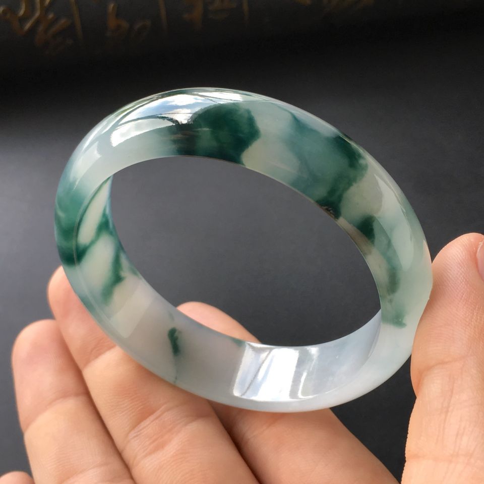 (超值推荐)糯冰种飘花手镯(55.4mm)