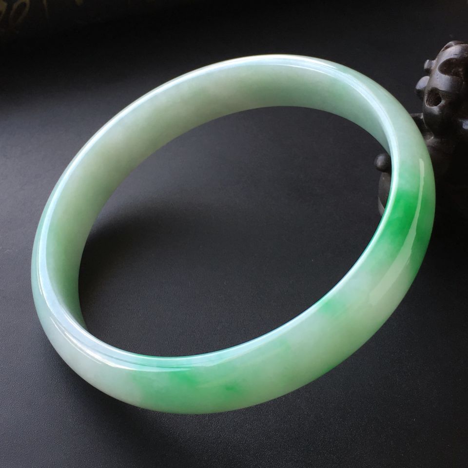(超值推荐)糯冰种飘翠臂镯(78.2mm)