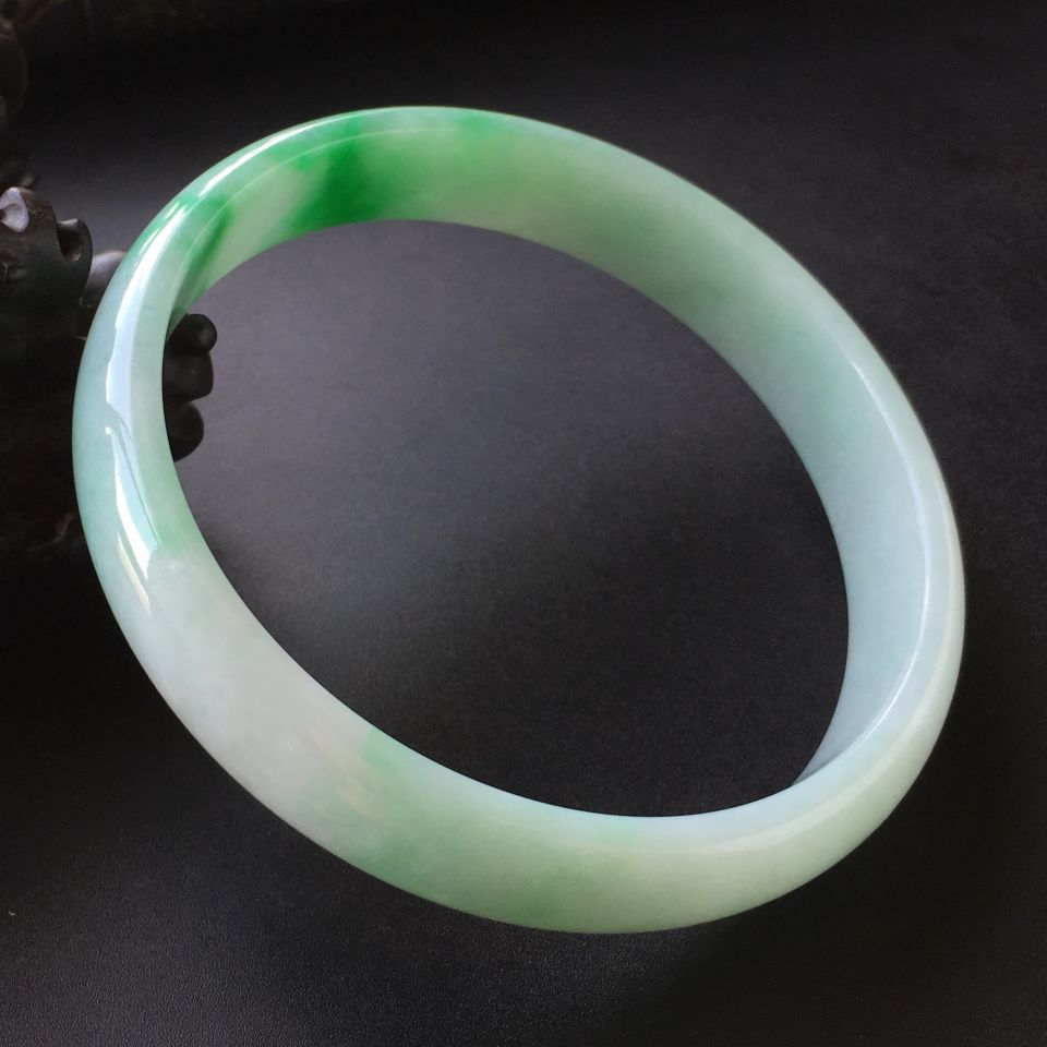 (超值推荐)糯冰种飘翠臂镯(78.2mm)