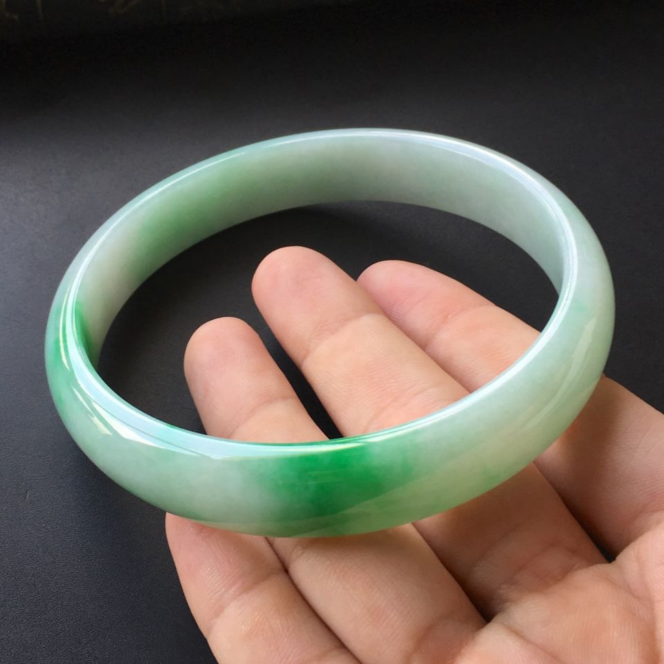 (超值推荐)糯冰种飘翠臂镯(78.2mm)