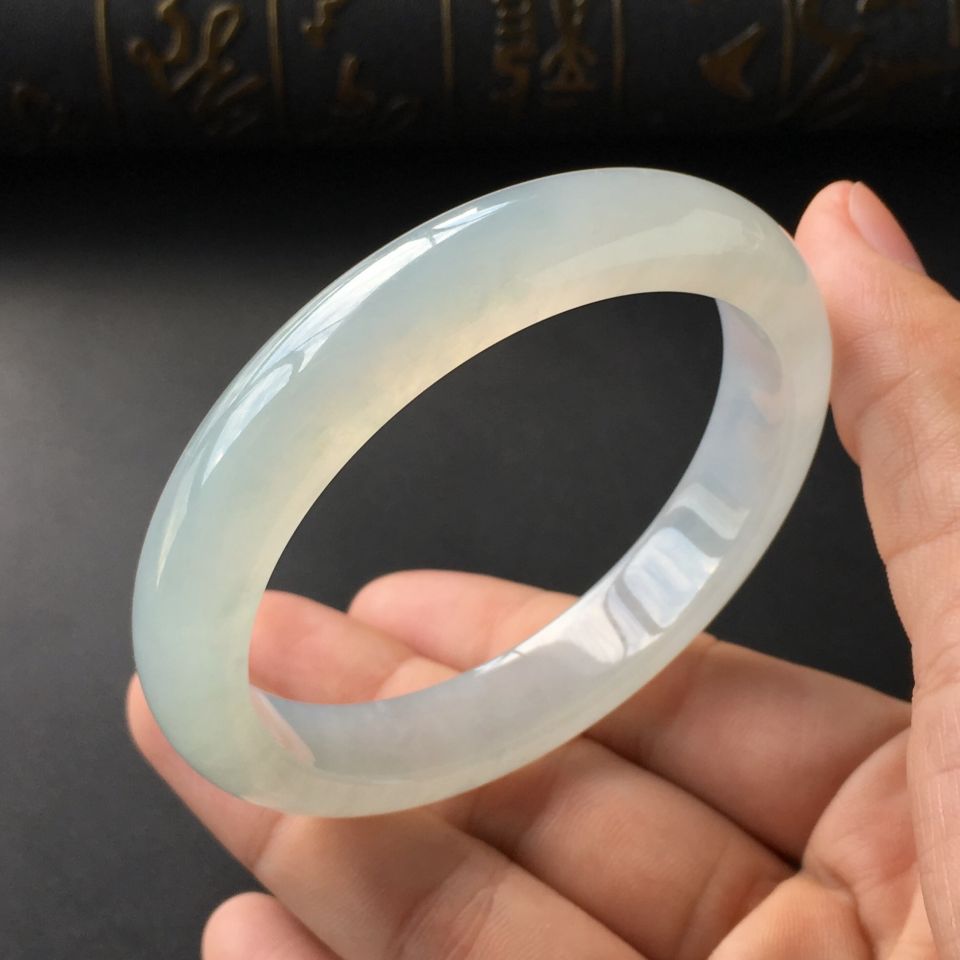 (超值推荐)冰种晴水手镯(58.8mm)