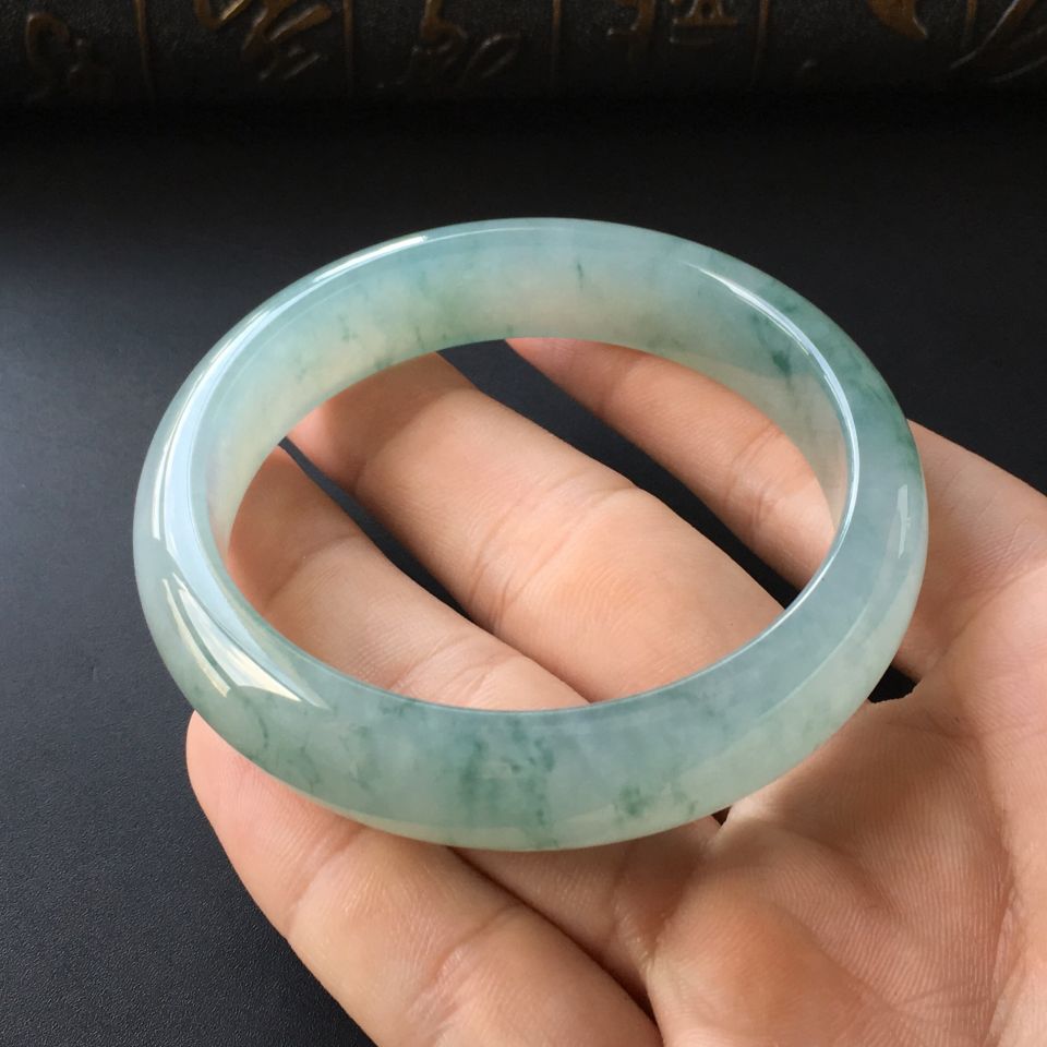 (超值推荐)冰种飘花手镯(56.2mm)
