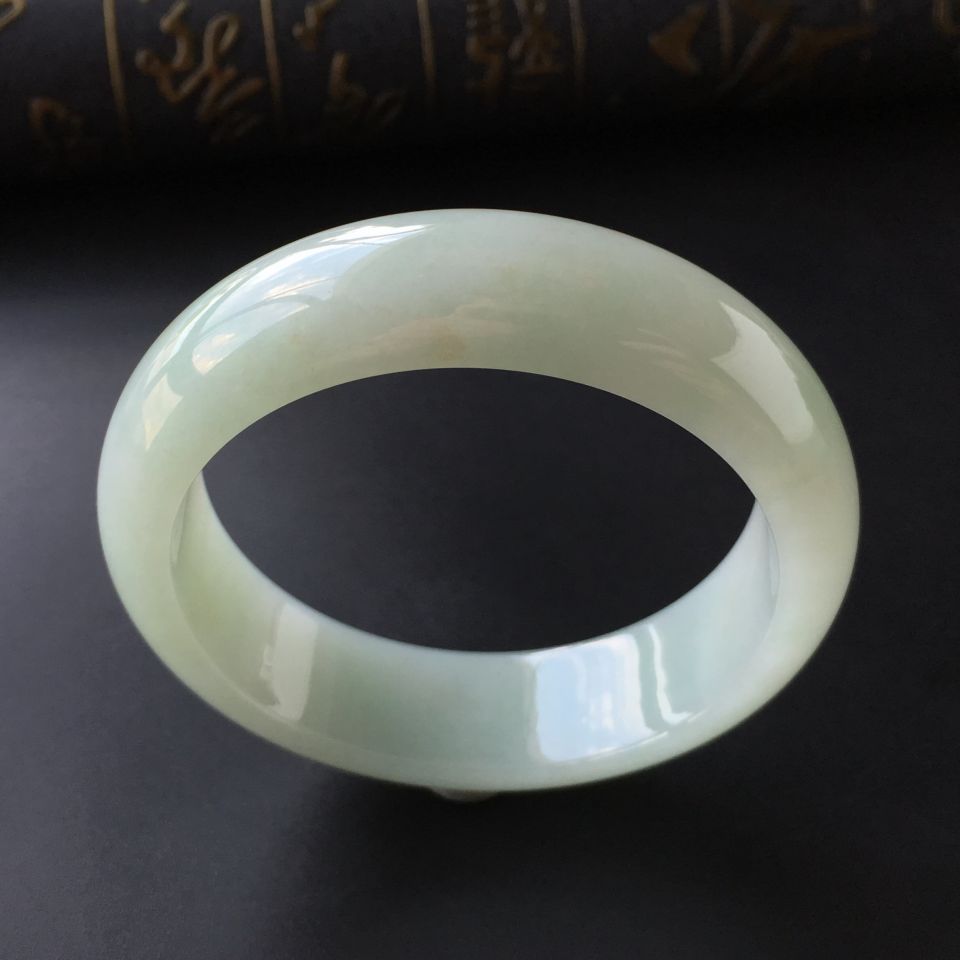 (超值推荐)糯冰种晴水手镯(57.8mm)