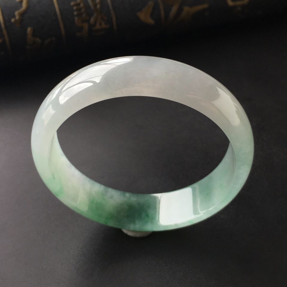 (超值推荐)冰种飘花手镯(54.7mm)