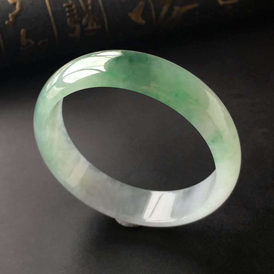 (超值推荐)冰种飘花手镯(54.7mm)