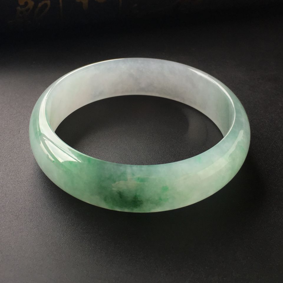 (超值推荐)冰种飘花手镯(54.7mm)