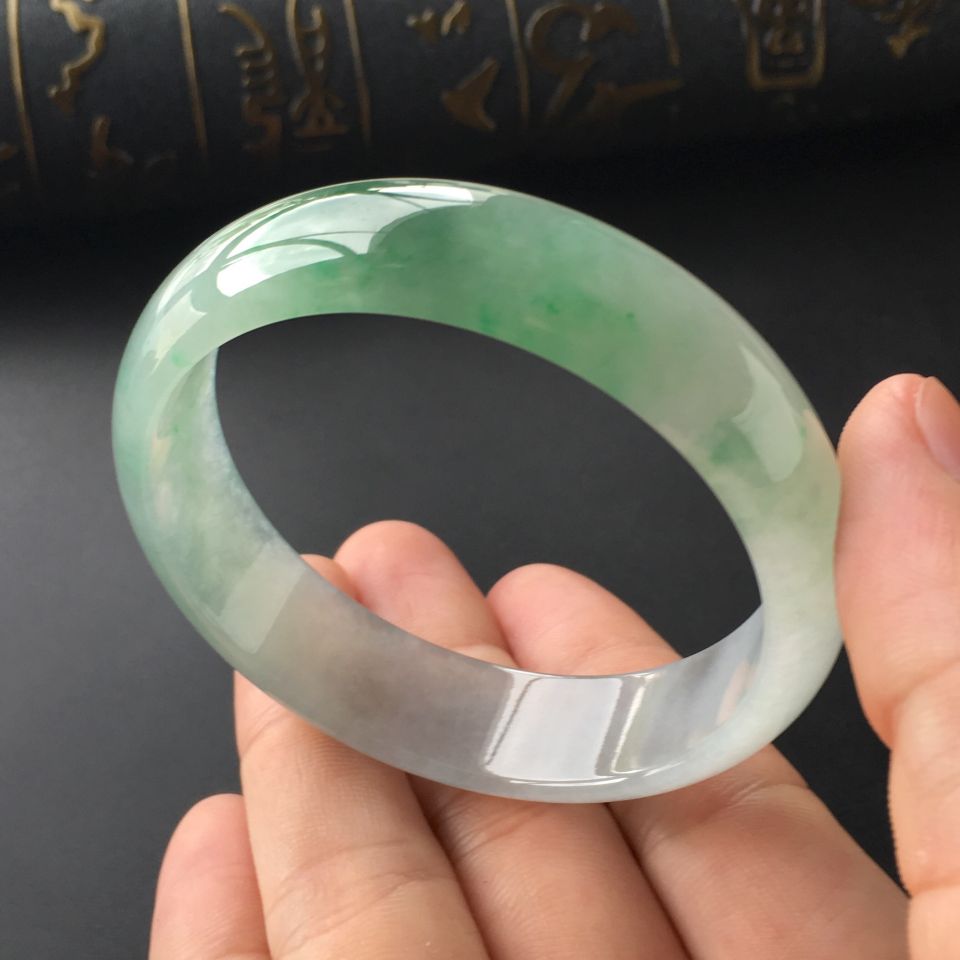 (超值推荐)冰种飘花手镯(54.7mm)