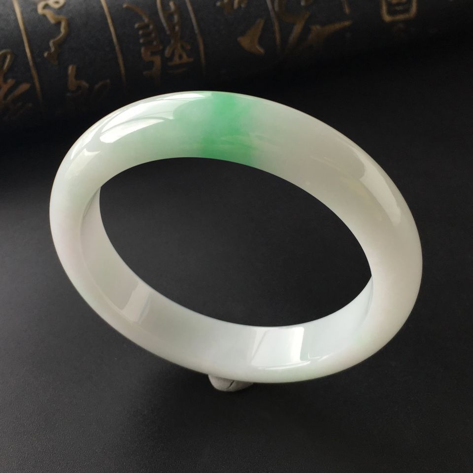 (超值推荐)糯冰种飘翠手镯(58.3mm)