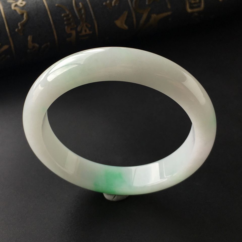 (超值推荐)糯冰种飘翠手镯(58.3mm)