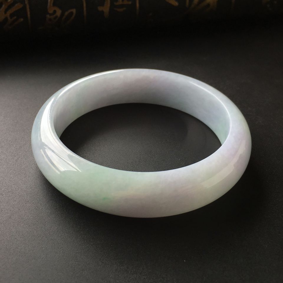 (超值推荐)糯冰种淡紫罗兰手镯(56.4mm)