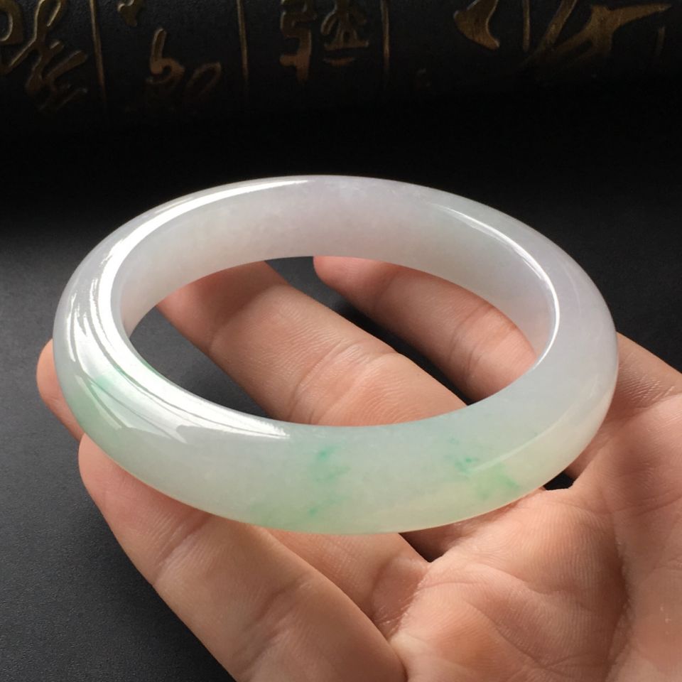(超值推荐)糯冰种飘翠手镯(57.4mm)