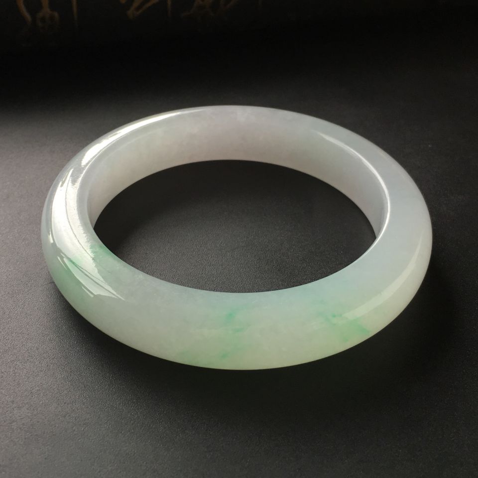 (超值推荐)糯冰种飘翠手镯(57.4mm)