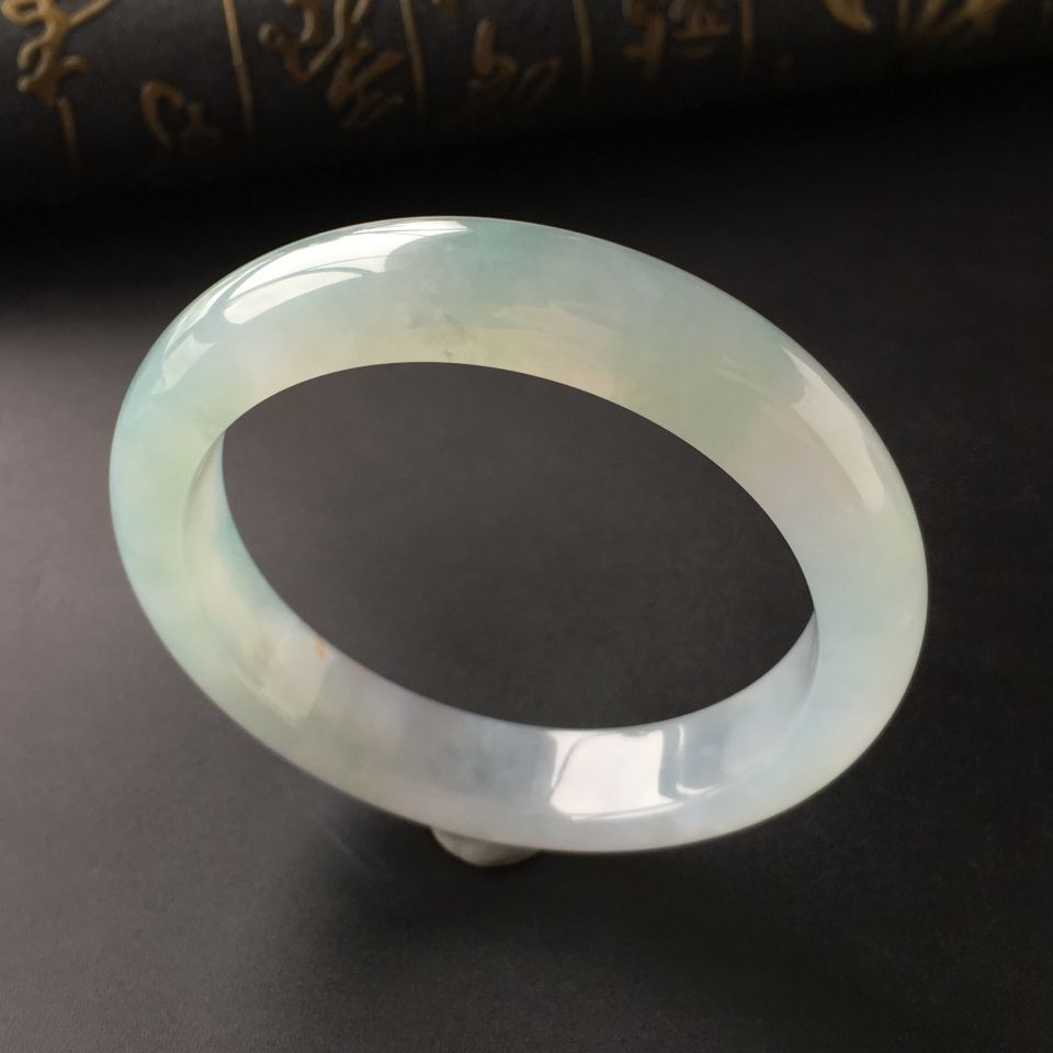 (超值推荐)冰种晴水手镯(57mm)