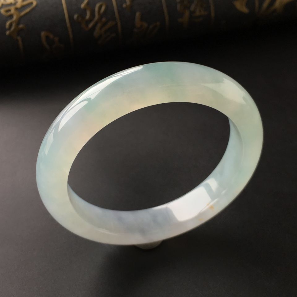 (超值推荐)冰种晴水手镯(57mm)