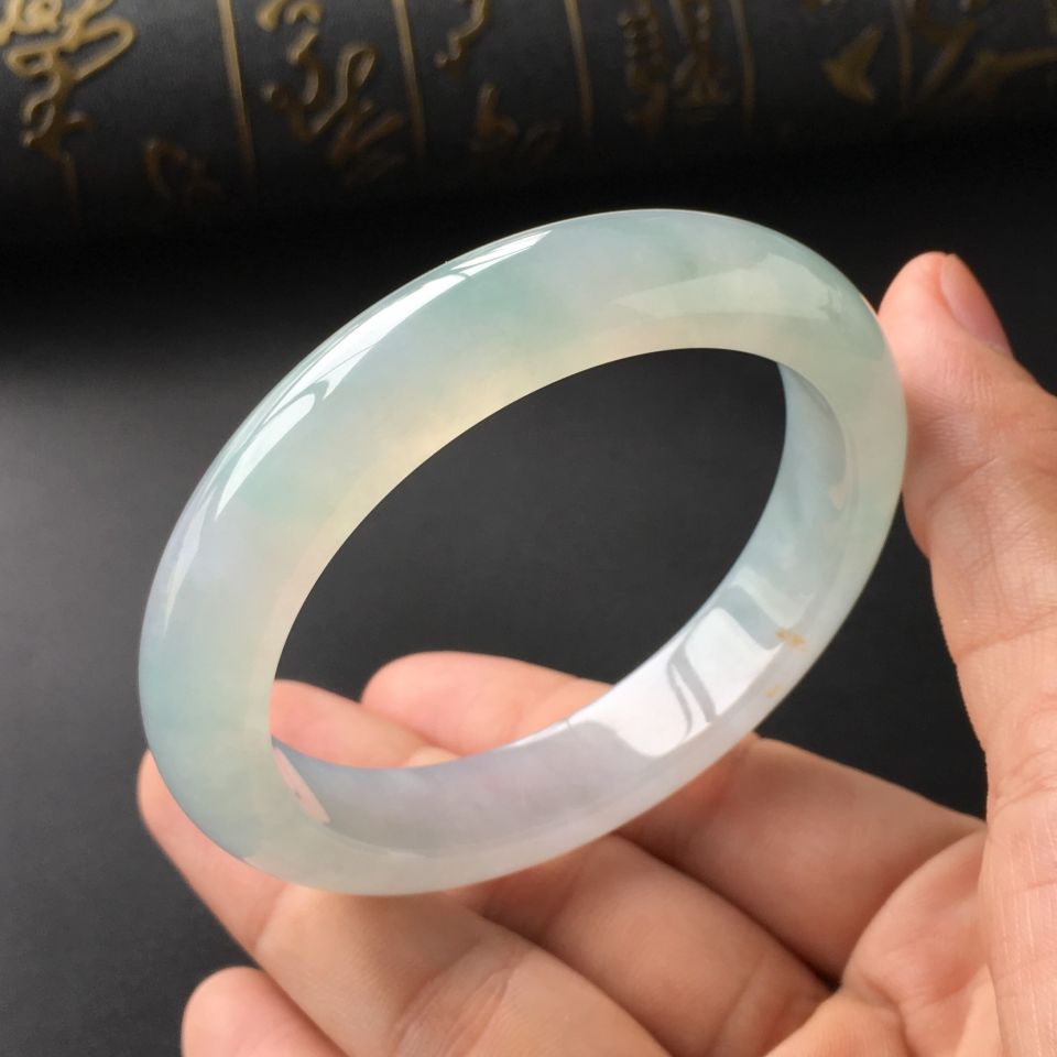 (超值推荐)冰种晴水手镯(57mm)