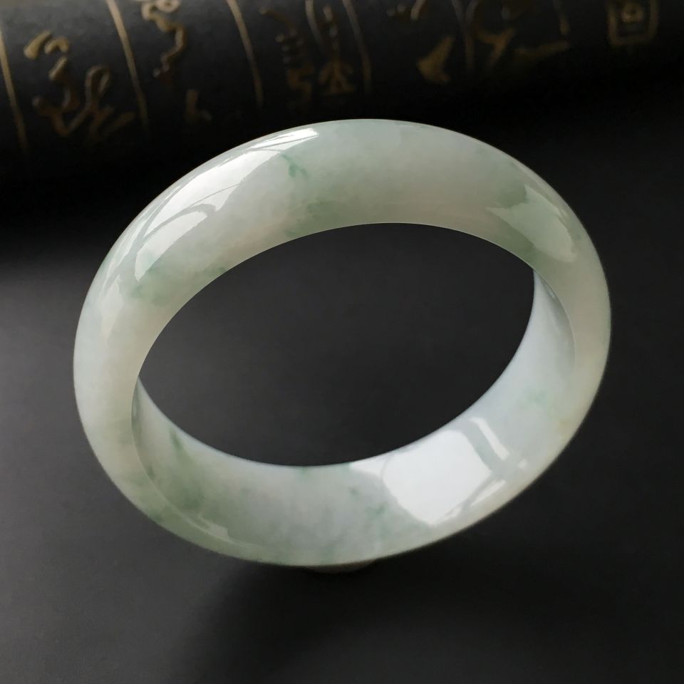 (超值推荐)糯冰种飘花手镯(56.7mm)