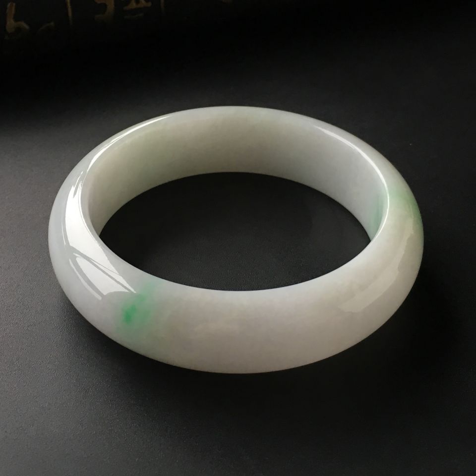 (超值推荐)糯冰种飘翠手镯(56.2mm)