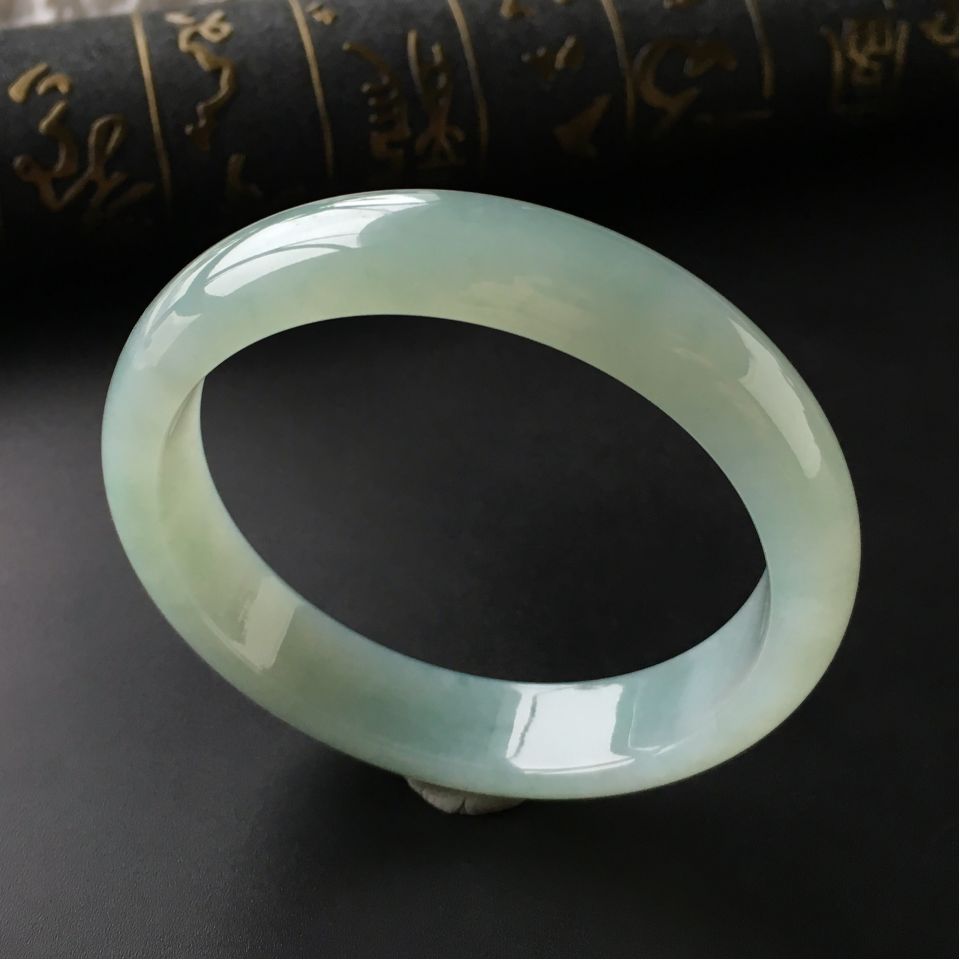 (超值推荐)冰种晴水手镯(59.6mm)