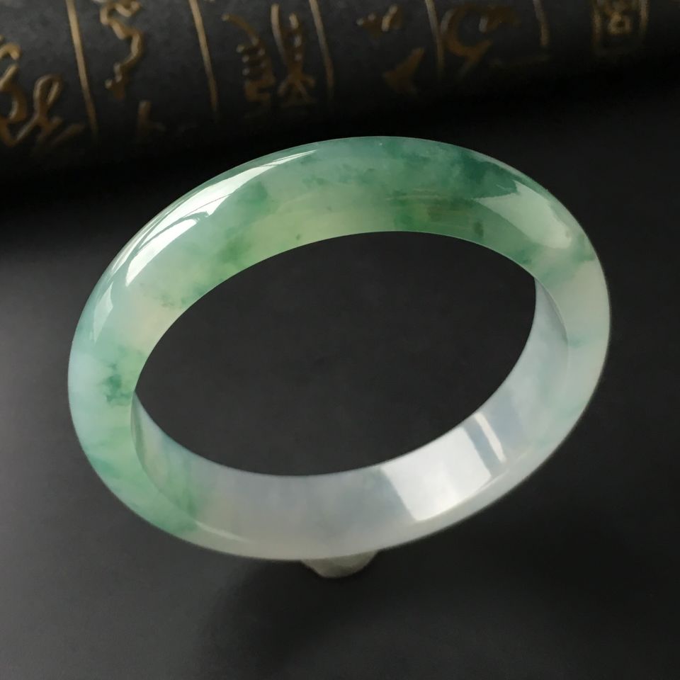 (超值推荐)冰种飘花手镯(58.6mm)