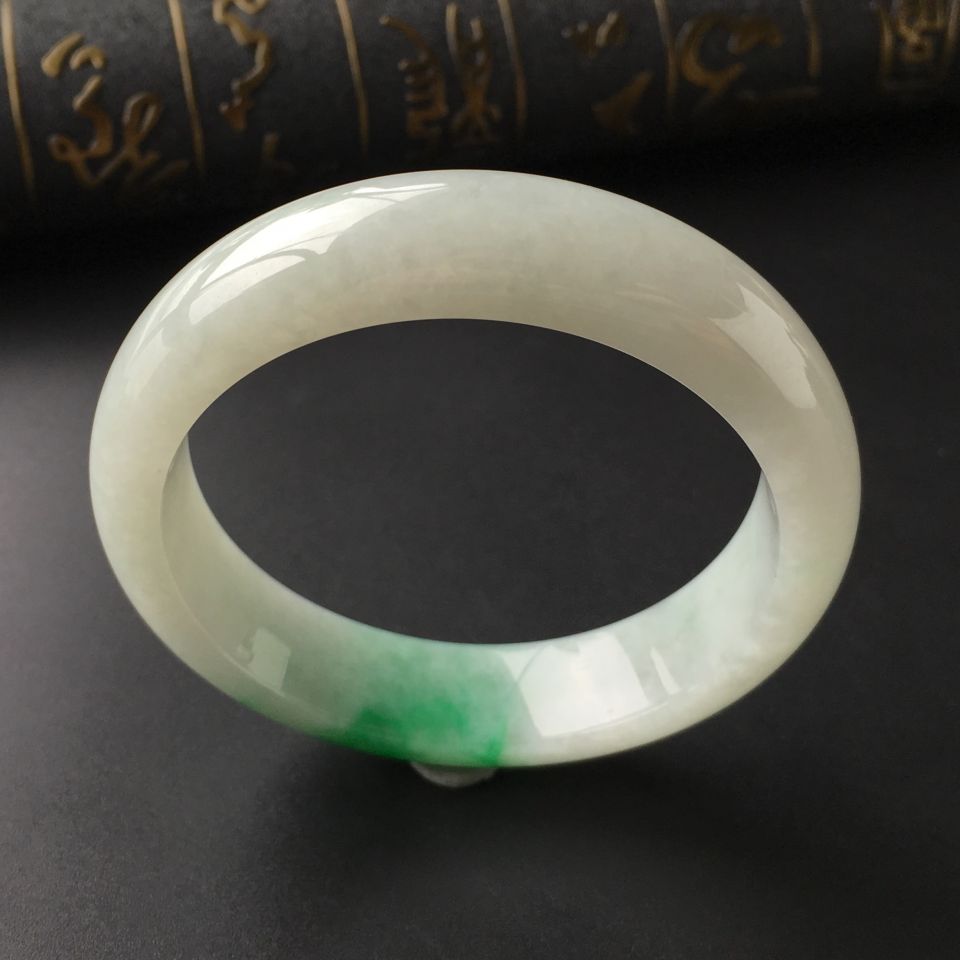 (超值推荐)糯冰种飘翠手镯(58mm)