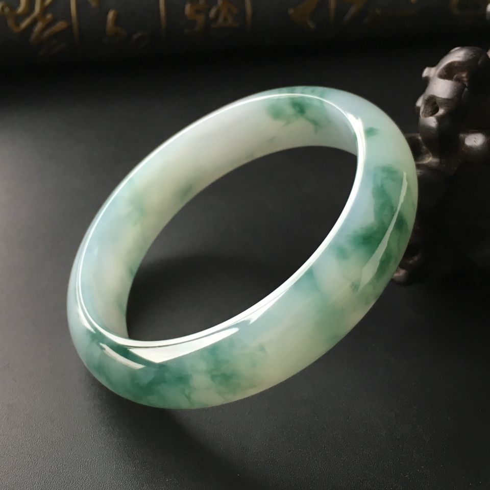 (超值推荐)糯冰种飘花手镯(57.5mm)