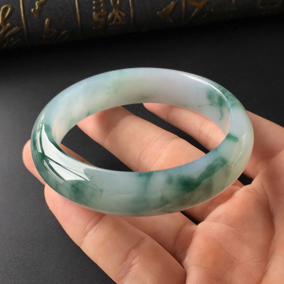 (超值推荐)糯冰种飘花手镯(57.5mm)