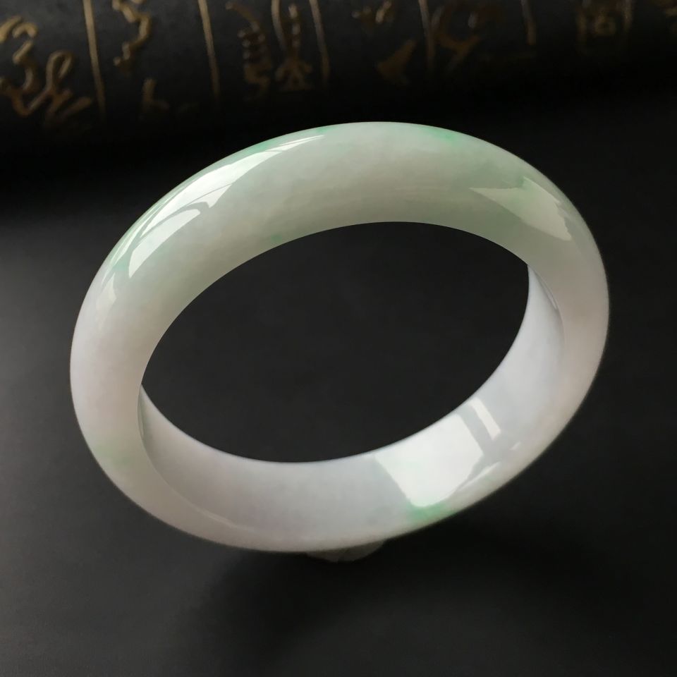(超值推荐)糯冰种飘翠手镯(57.2mm)