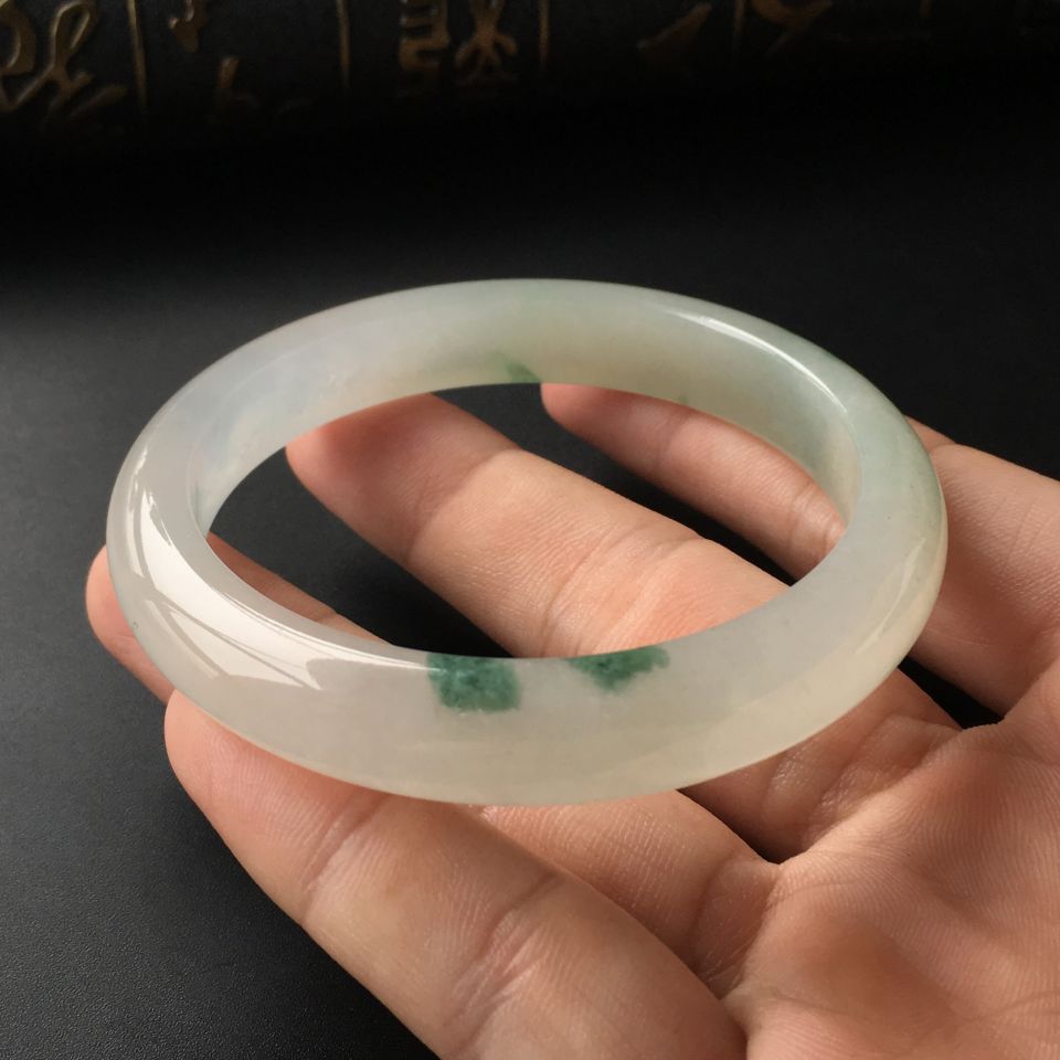 (超值推荐)冰种飘花手镯(57.7mm)