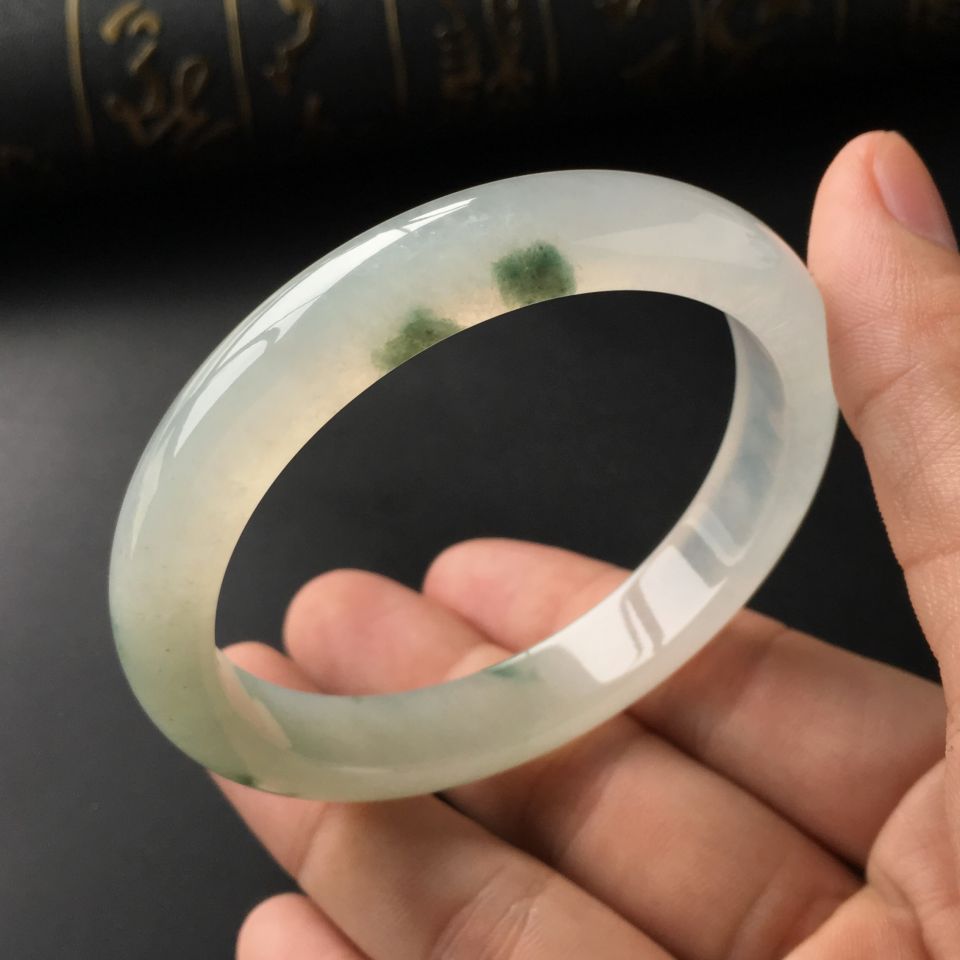 (超值推荐)冰种飘花手镯(57.7mm)