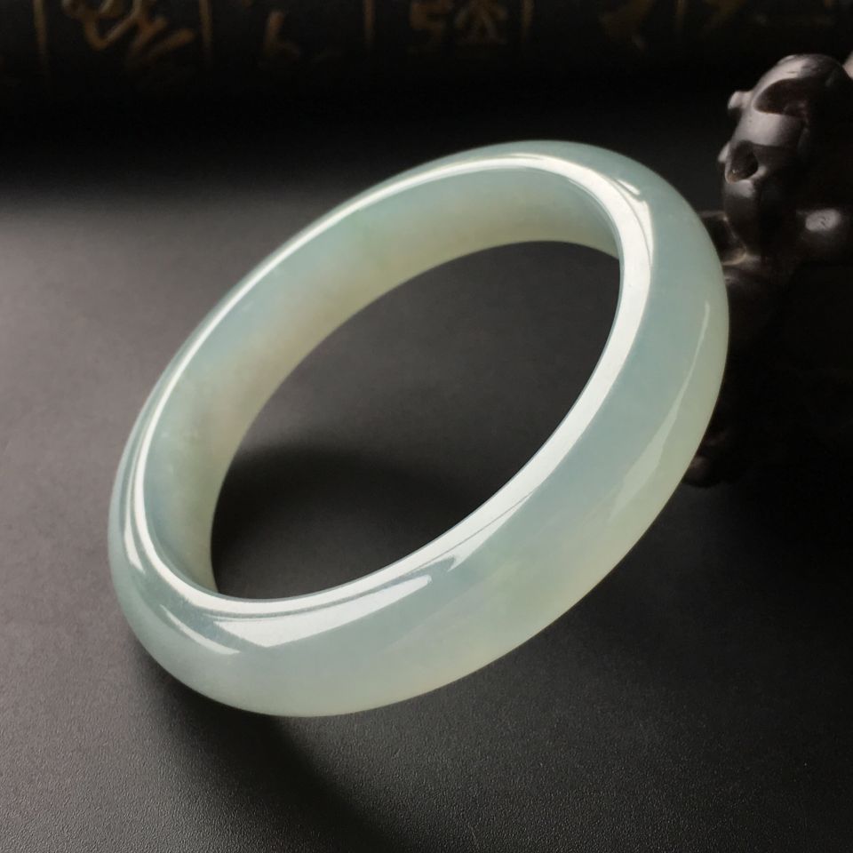 (超值推荐)冰种晴水手镯(55.6mm)