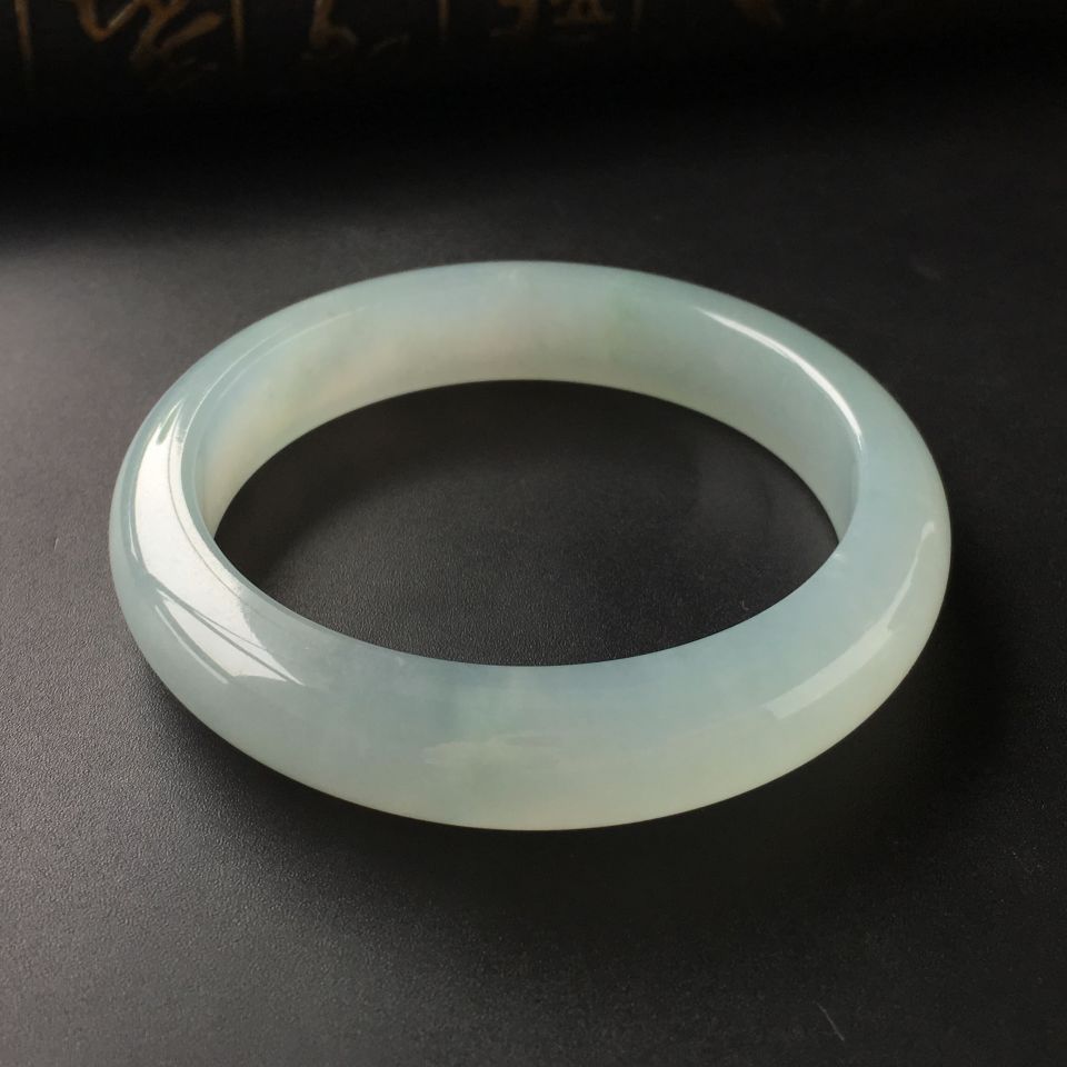 (超值推荐)冰种晴水手镯(55.6mm)