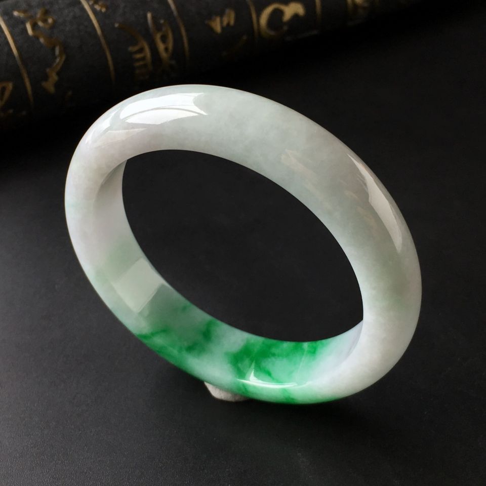 (超值推荐)糯冰种飘翠手镯(56.9mm)