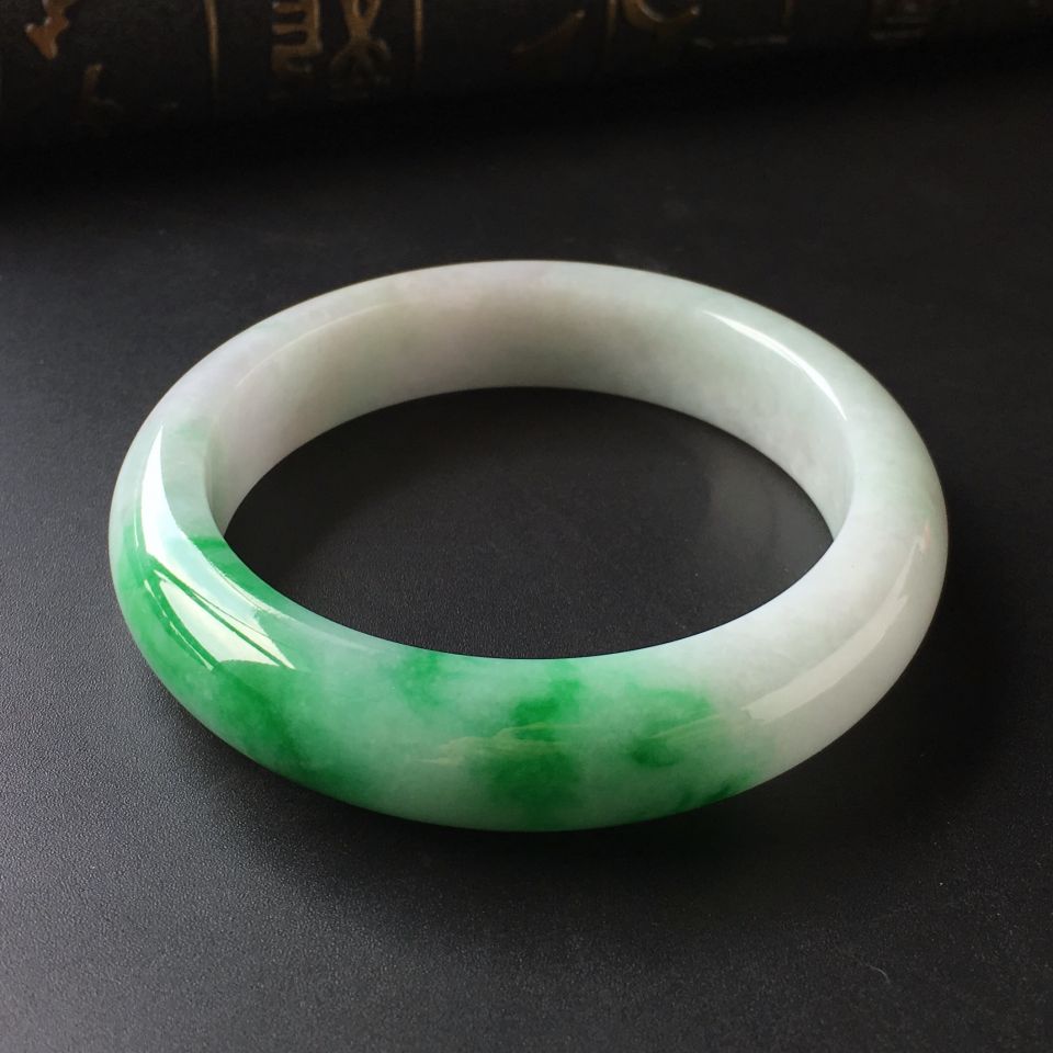 (超值推荐)糯冰种飘翠手镯(56.9mm)