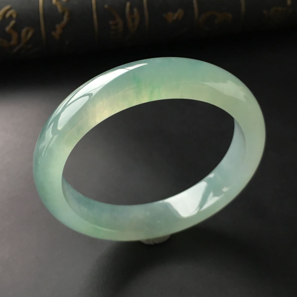 (超值推荐)冰种晴水手镯(55.4mm)