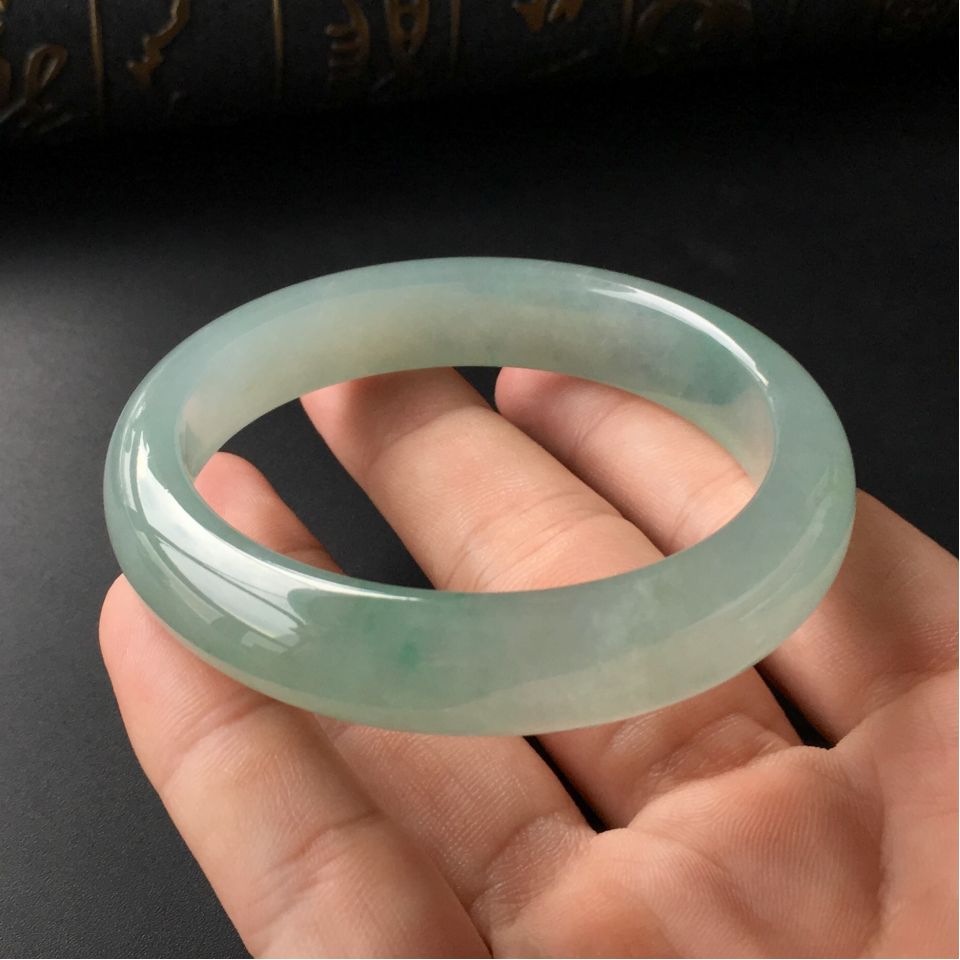 (超值推荐)冰种晴水手镯(55.4mm)